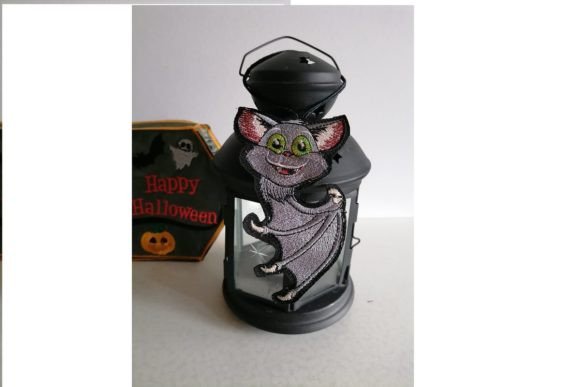 Vampire Cat Embroidery Design